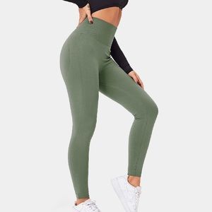 NEW HALARA Seamless high waisted butt lifting Legging